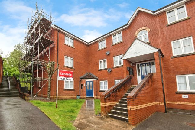 Thumbnail Flat for sale in Lewis Crescent, Exeter