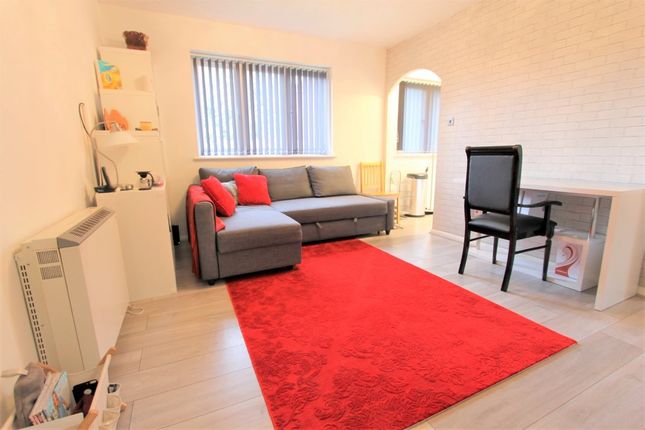 Homes To Let In Tennyson Close Scotland Green Road Ponders End Thumbnail Flat To Rent In Scotland Green Road Enfield Middle