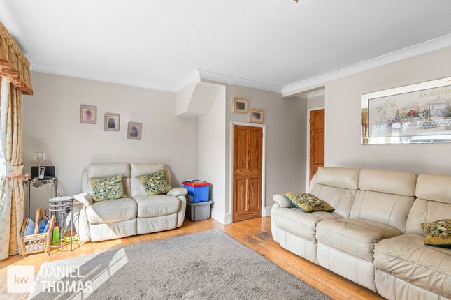 36, Milton Street, Waltham Abbey photo 4