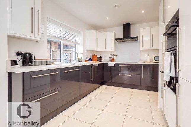 16, Bittern Way, Norwich photo 2