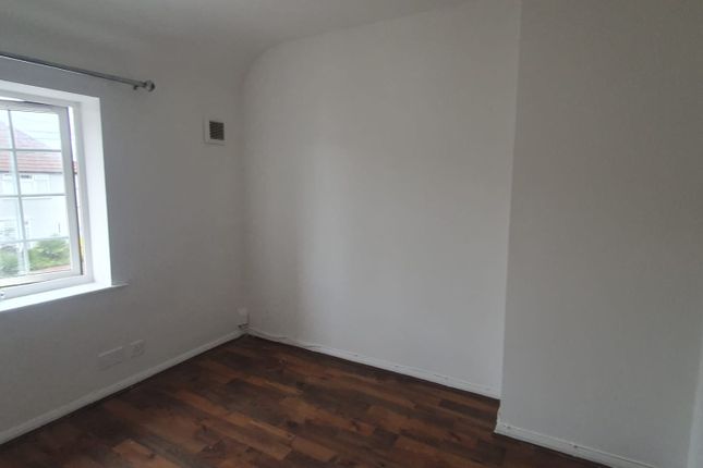 Sterry Road, Dagenham photo 3