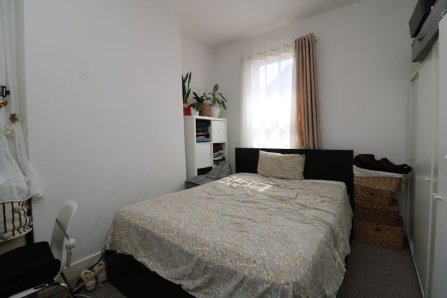 Top Flat, 1, Birkbeck Road, Beckenham photo 4