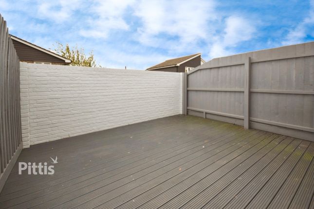 10, Trent Mews, Cowes photo 2