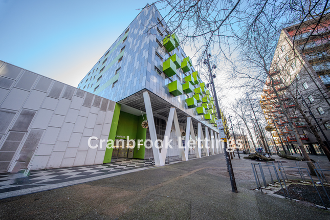2-bed flat on Ropeworks IG11, £285,000