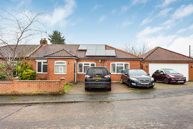3-bed bungalow on 45, Vegal Crescent, Surrey, £525,000