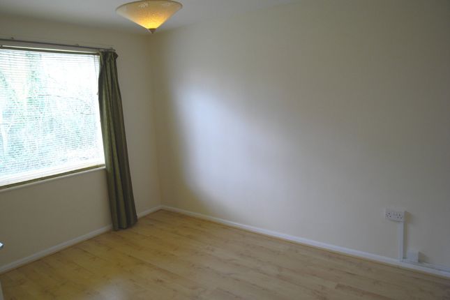 224, Hiltingbury Road, Eastleigh photo 3