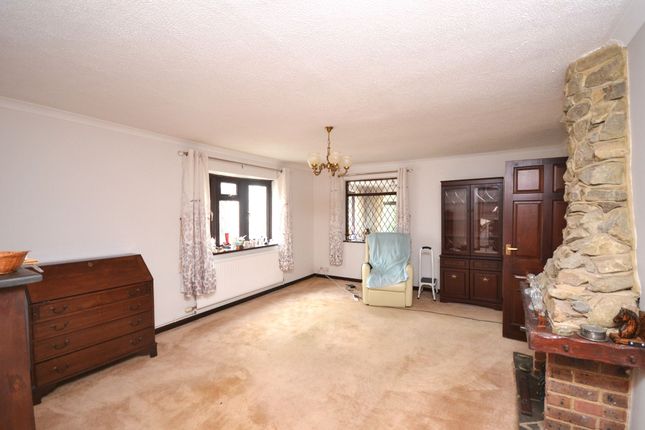 1 Cobsden Road, Romney Marsh photo 4