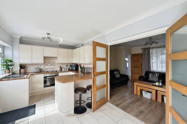 1, Penybanc Lane, Swansea photo 2