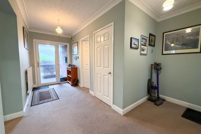 18, Newpool Terrace, Stoke-On-Trent photo 2