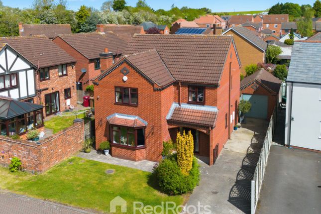4 Fields Close, Epworth, Lincolnshire photo 2
