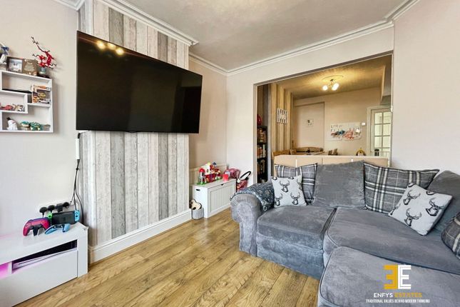 39, Victoria Street, Llandudno photo 2