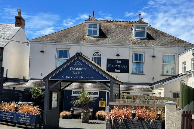 Thumbnail Pub/bar to let in Mounts Bay Inn (Leasehold) Churchtown, Mullion, Helston, Cornwall