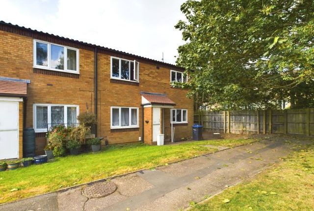 Thumbnail Maisonette for sale in Drovers Walk, Kingsthorpe, Northampton