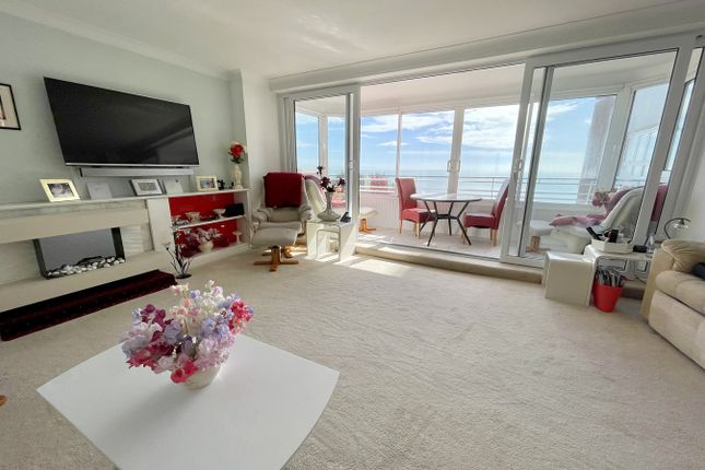 Flat for sale in Grove Road, East Cliff, Bournemouth