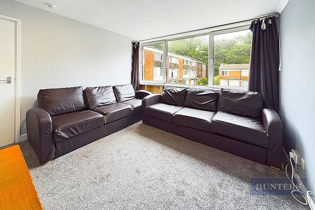 14, Sparkford Close, Winchester photo 4