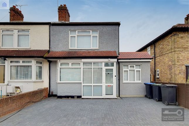 Thumbnail End terrace house for sale in Temple Gardens, Winchmore Hill, Temple Gardens N21,