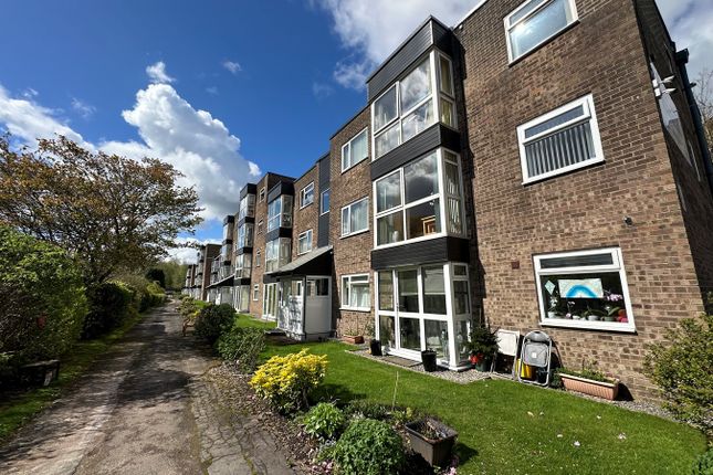 Flat for sale in Daisyfield Court, Bury