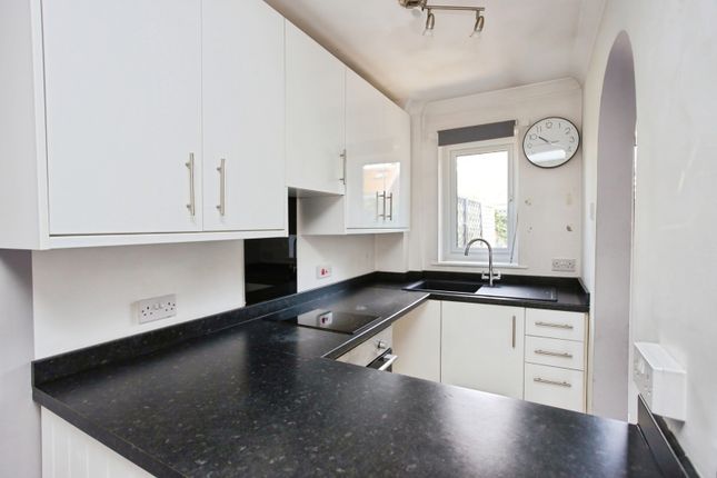 1 Chapel Place,, High Street, Wadhurst photo 2