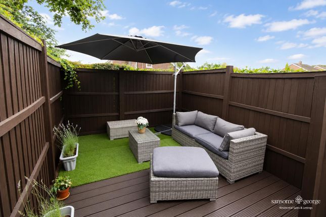 31, Lamorna Crescent, Reading photo 4