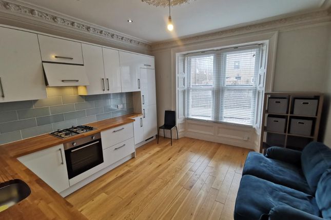 Ogilvie Street, Stobswell, Dundee, DD4 6SB, Dundee photo 3