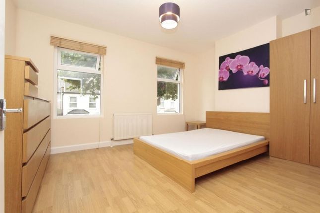 Thumbnail Room to rent in Benson Avenue, London