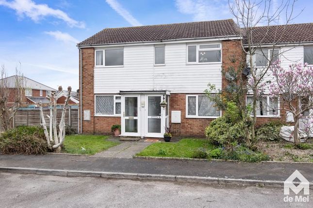 Maisonette for sale in Two Hedges Road, Bishops Cleeve, Cheltenham