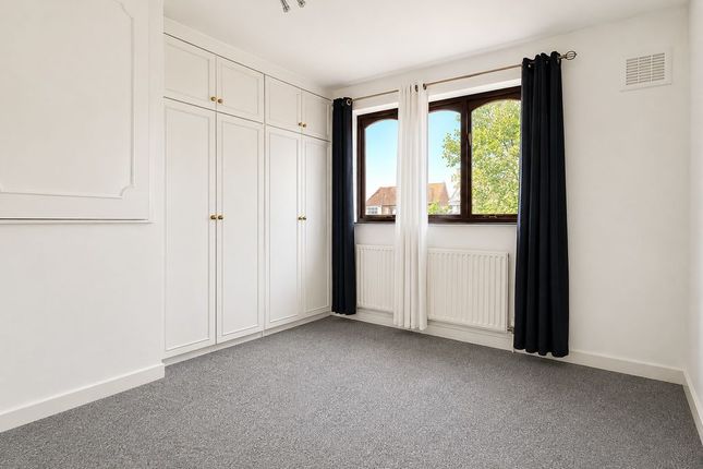 131, Church Lane, London photo 4