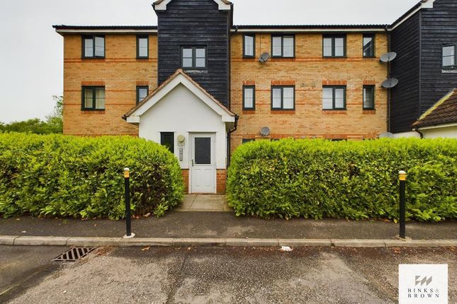 Thumbnail Flat for sale in Bell Reeves Close, Stanford Le Hope, Essex