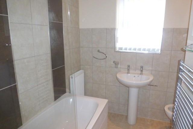 Flat to rent in Holderness Road, Hull