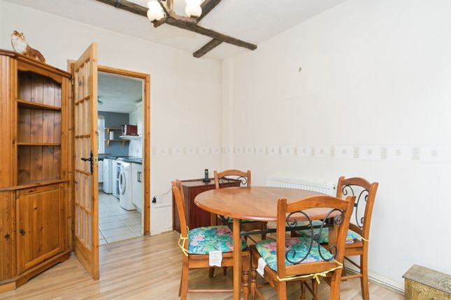 16, Ffordd Naddyn, Colwyn Bay photo 4