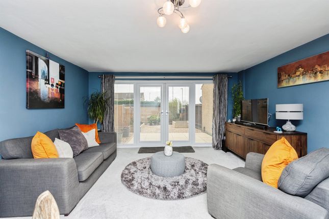 5, White Laithe Close, Leeds photo 4