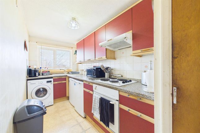 6, The Leys, Clevedon photo 2