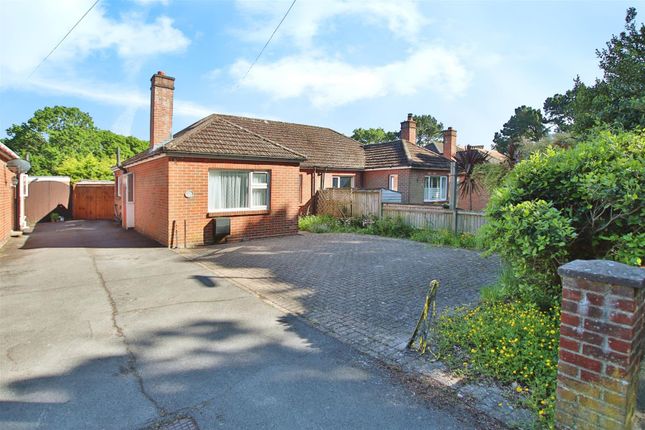 Semi-detached bungalow for sale in Fleet End Road, Warsash, Southampton