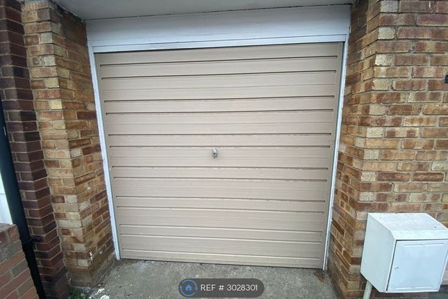 Russell Road, Tilbury photo 2