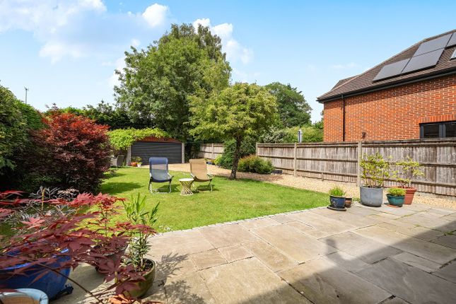 Roseville Cottage, Chapel Lane, Thatcham photo 4
