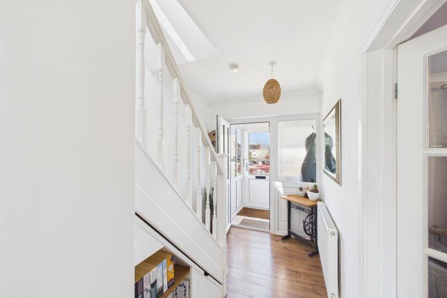 6, Rhydyffynnon, Llanelli photo 5