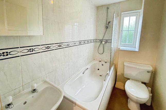 30 Nant Y Wiwer, Port Talbot photo 4