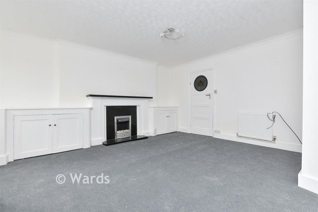 Basement Flat 1, Hartley House, Ethelred Road, Westgate-On-Sea photo 3