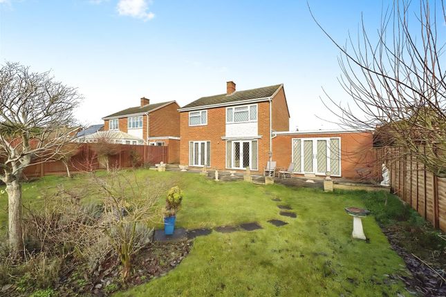 13, Fir Tree Avenue, Leicester photo 2
