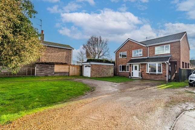 4-bed detached on Farthinghoe, Sarah Gate Lane, Spalding, £260,000