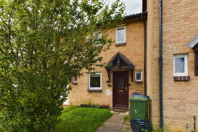 Thumbnail Terraced house for sale in Little Meadow, Bar Hill, Cambridge