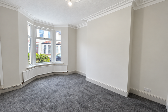 Belmont Avenue, Blackpool photo 2