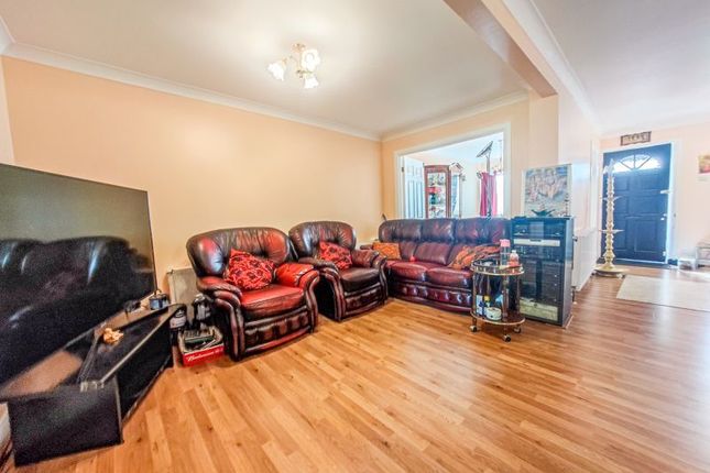 Semi-detached house for sale in Edison Road, Welling