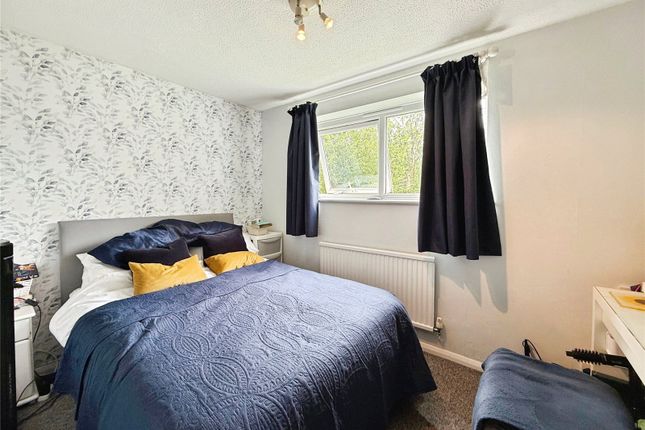 108, Henley Drive, Camberley photo 4