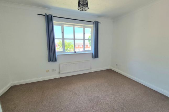 24, Orchard Close, Oxfordshire photo 4
