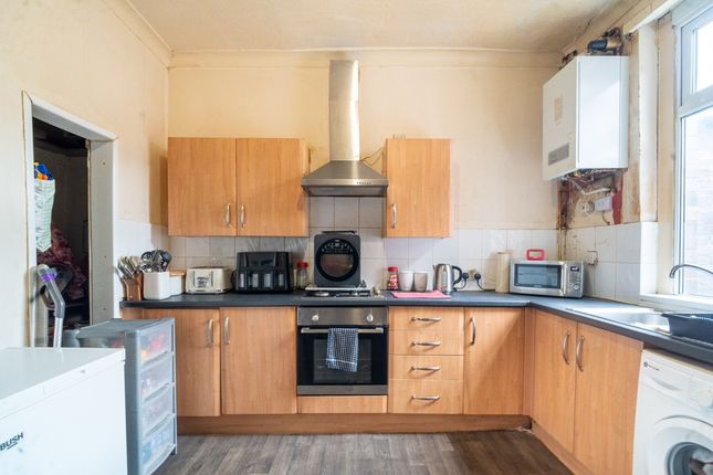95, Downall Green Road, Ashton-in-Makerfield photo 4