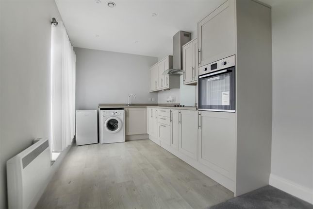 7 Regents Gate, Finkills Way, Northallerton photo 3