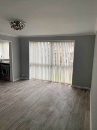 10, Aldermans Close, Hatfield photo 4