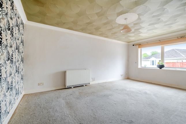 4, Blossom Close, Honiton photo 3