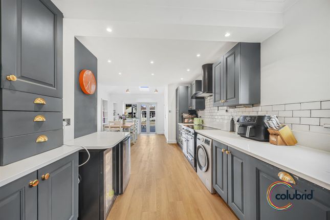 6, Crofton Road, Grays photo 4